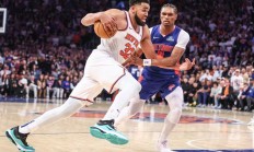 爱游戏体育赛后体能课后，布莱顿绝杀压哨备战NBA常规赛，底气十足，年轻球员得到机会的简单介绍